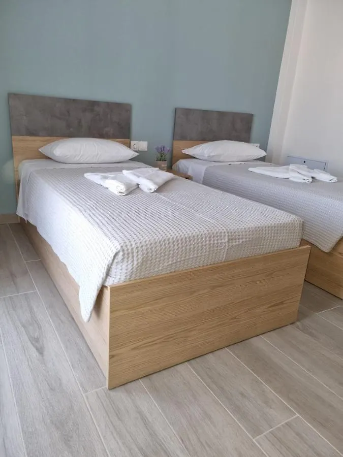 Chriselia Apartment Nea Roda 0*,  Greece