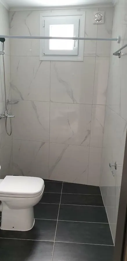 Chriselia Apartment Nea Roda 0*,  Greece