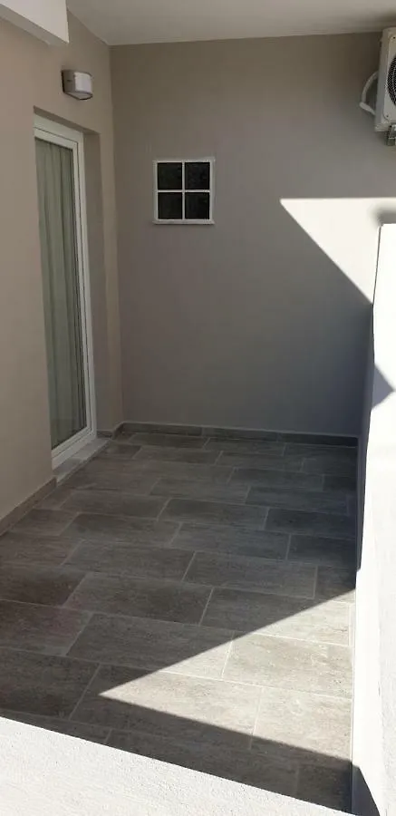 Chriselia Apartment Nea Roda Greece